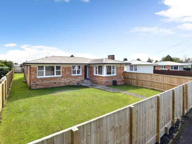 32 Northolt Road, Fairview Downs