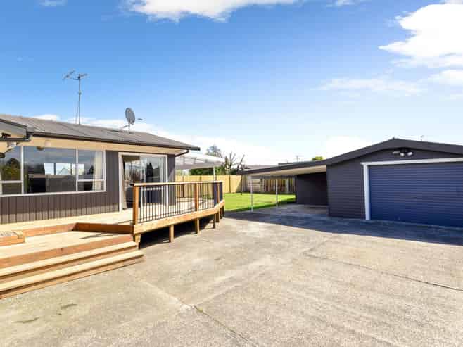 32 Northolt Road, Fairview Downs