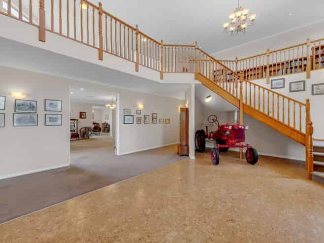 48 Porterfield Road, Whitford