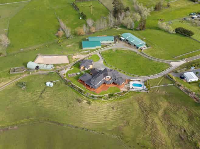 48 Porterfield Road, Whitford