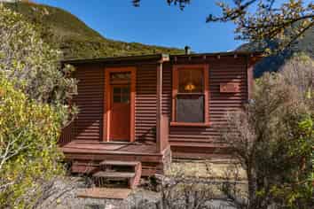 13 Sunshine Terrace, Arthur's Pass