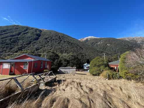 13A Sunshine Terrace, Arthur's Pass