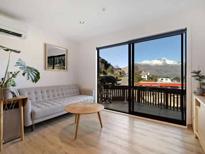 31A/135 Hallenstein Street, Queenstown