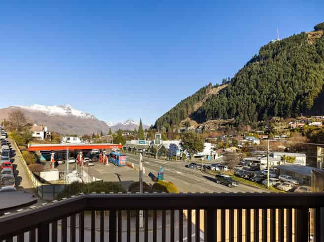 31A/135 Hallenstein Street, Queenstown