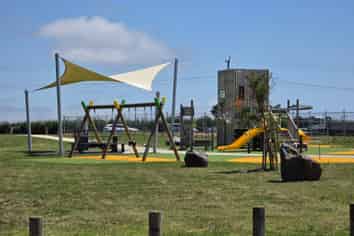 10 BOOKER DRIVE, Tuakau