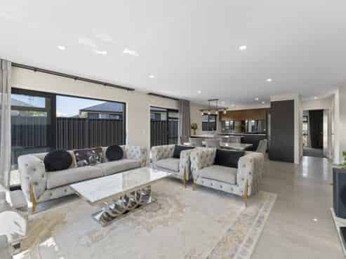 32 Tawhai Crescent, Wharewaka