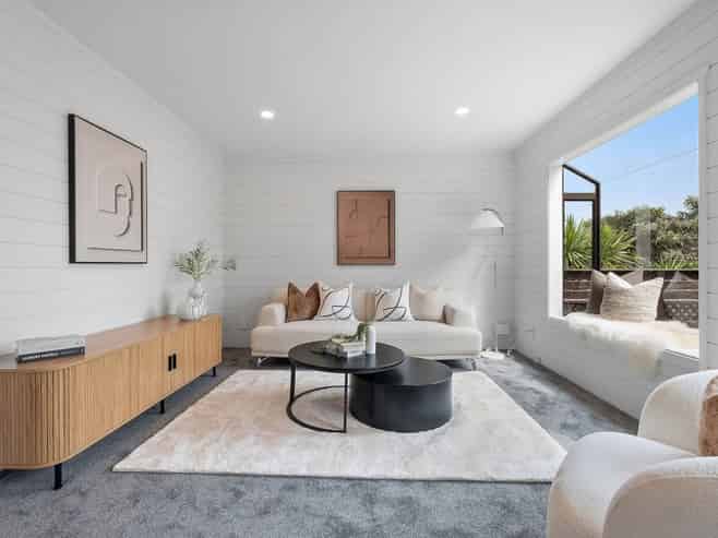 10 Outlook Road, Greenhithe