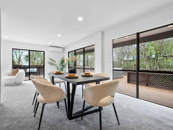 10 Outlook Road, Greenhithe