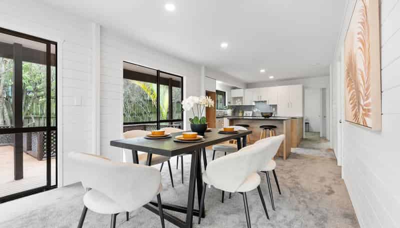 10 Outlook Road, Greenhithe