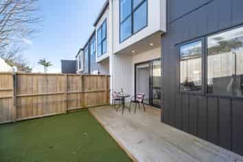 42 The Boulevard, Sunnyhills