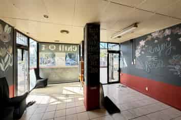 Hospitality Opportunity on New North Road | 88m2