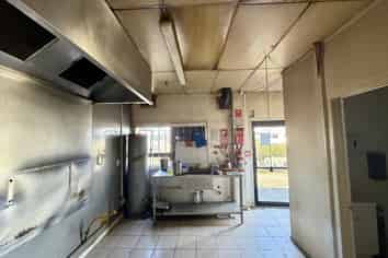 Hospitality Opportunity on New North Road | 88m2