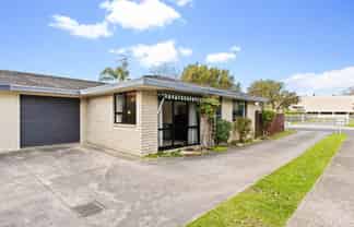 1/50 Vivian Wilson Drive, Eastern Beach