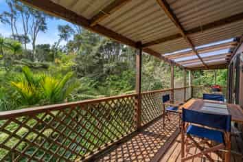 172 Howard Road, Orere Point