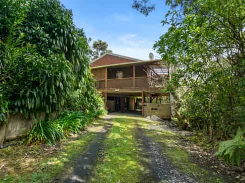 172 Howard Road, Orere Point