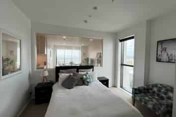 1005/8 Waikumete Road, Glen Eden