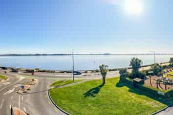 6 McCormacks Bay Road, Mount Pleasant