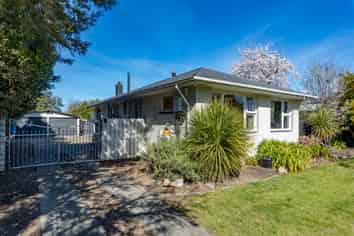 7 Woodend Road, Woodend