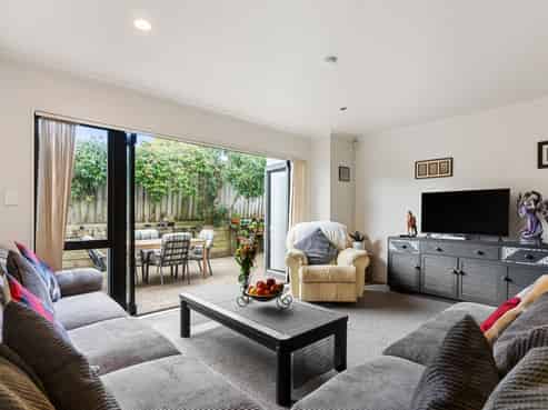 3/102 Greenhithe Road, Greenhithe