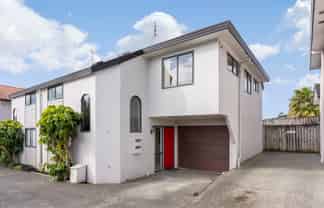 3/102 Greenhithe Road, Greenhithe