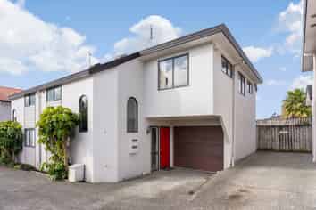 3/102 Greenhithe Road, Greenhithe