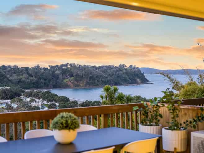 11A Jackson Crescent, Mahurangi East