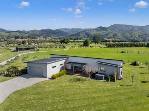 176 Boundary Road, Tauherenikau