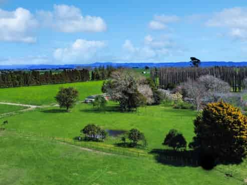 227 Thornton Road, Thornton