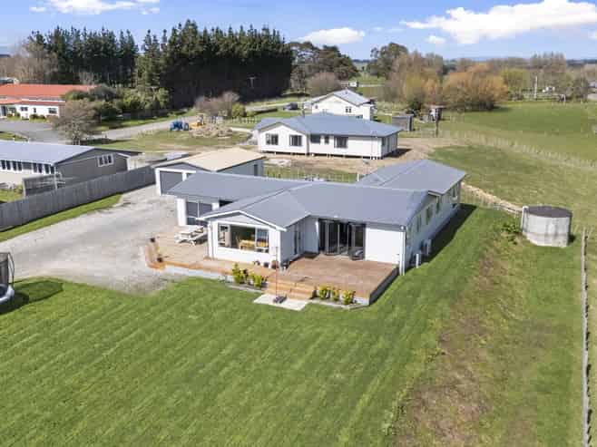 20 Monteith Street, Halcombe