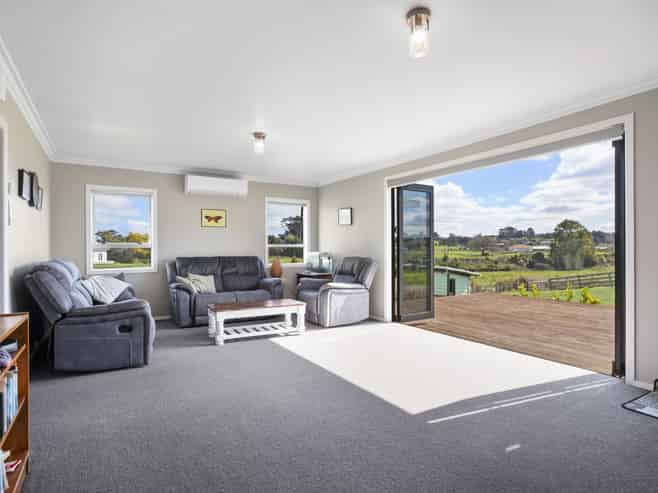 20 Monteith Street, Halcombe