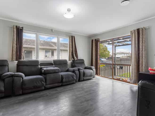 186 Mahia Road, Wattle Downs
