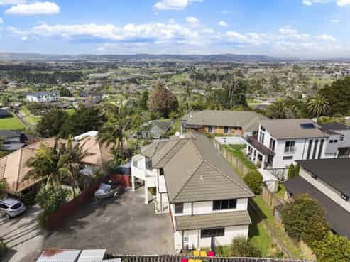223 Hill Road, The Gardens