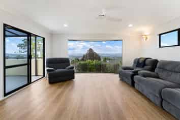223 Hill Road, The Gardens