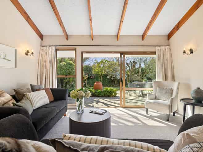 27 Highland Place, Avonhead