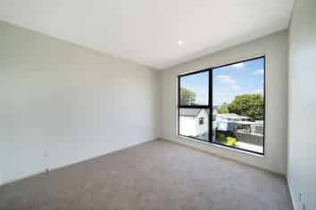 5/107 Hobsonville Road, West Harbour