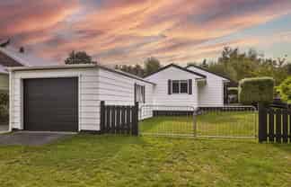 2/60 Kinloch Road, Kinloch
