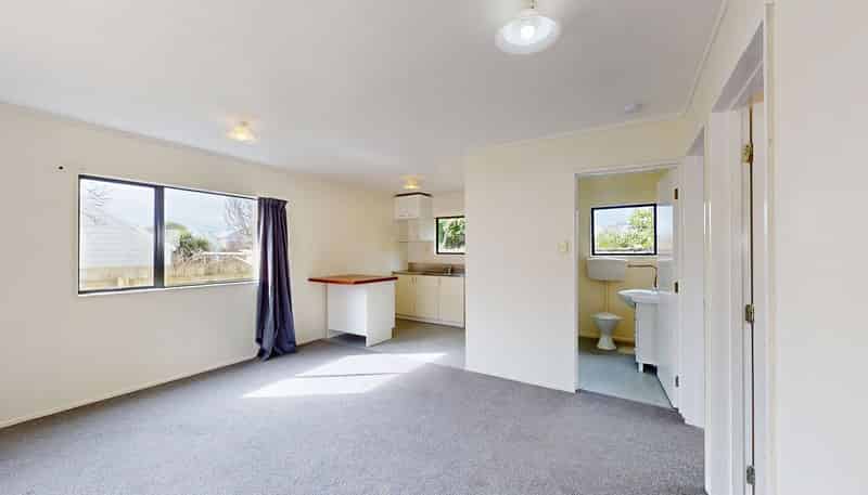 A/155 Hanson Street, Newtown
