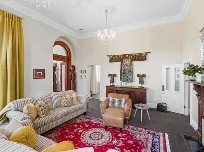 5 Mountfort Street, Outram