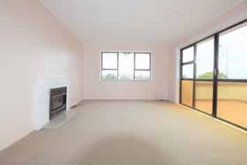 125 Mcleod Road, Te Atatu South