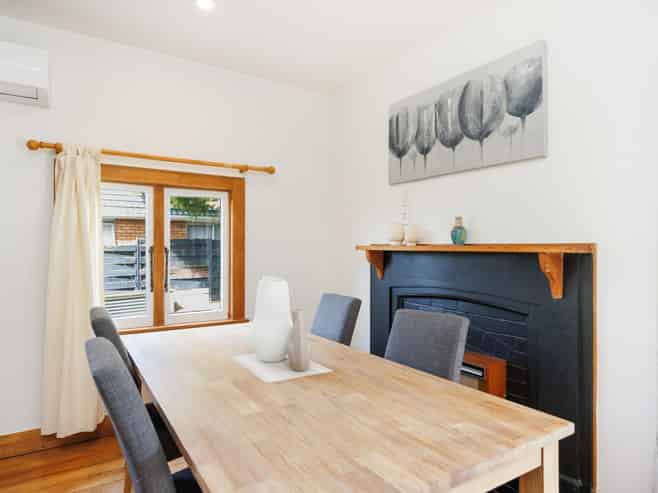 392 Botanical Road, West End
