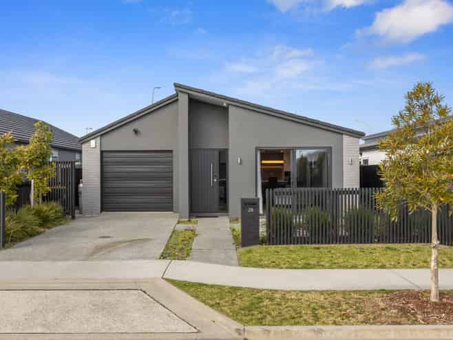 26 Empire Crescent, Papamoa