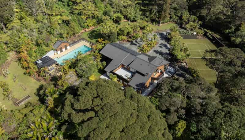 366G Huia Road, Titirangi