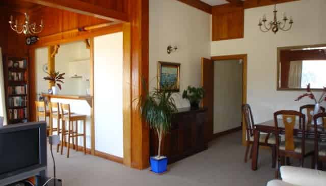 2/82 Oriental Parade, Oriental Bay
