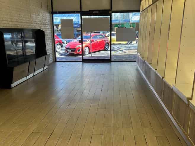 PRIME RETAIL FOR LEASE