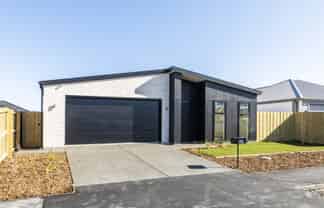 5 Rita Angus Road, Belfast