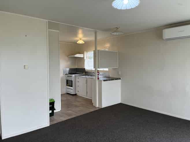 1/52 Puhinui Road, Papatoetoe