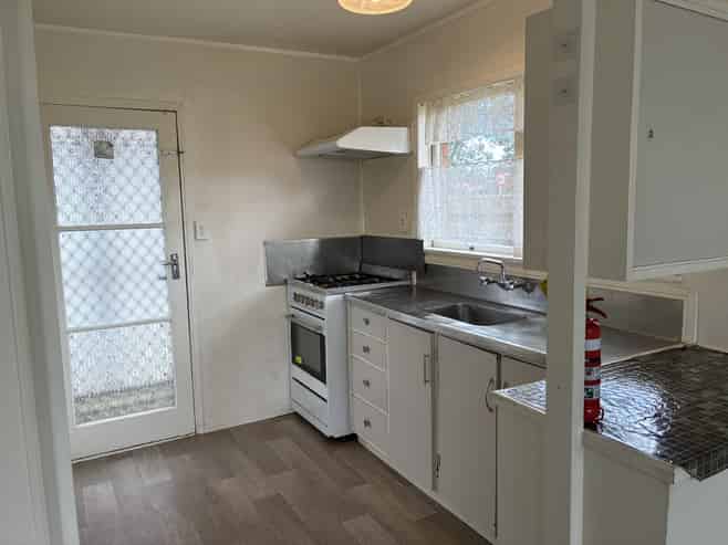 1/52 Puhinui Road, Papatoetoe