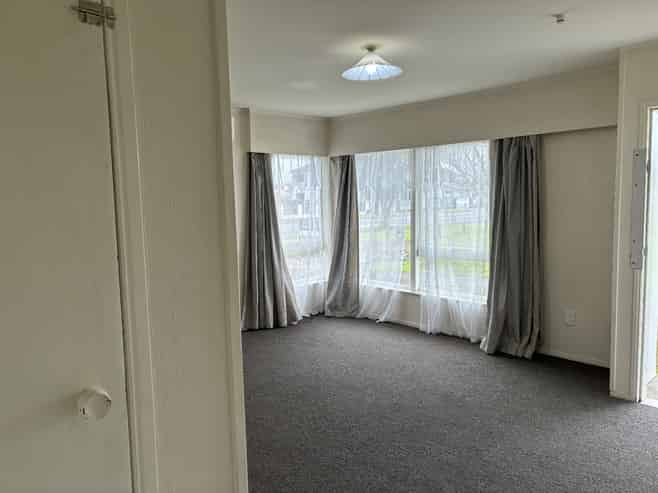 1/52 Puhinui Road, Papatoetoe