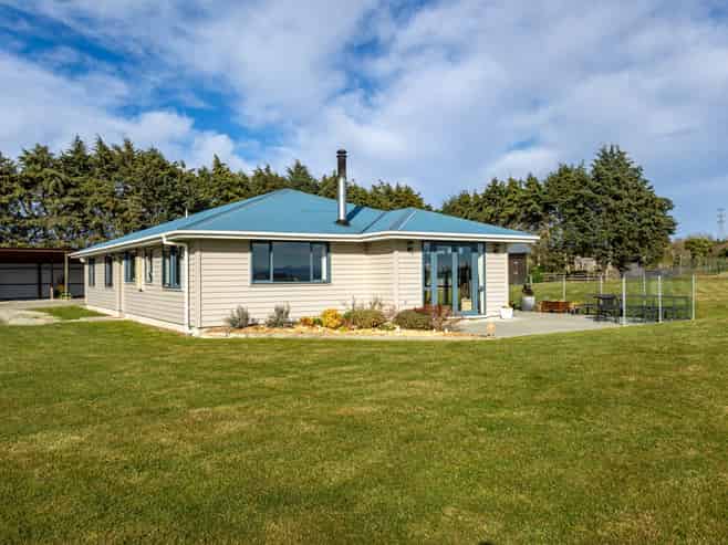 365 Fraser Road, Rosewill