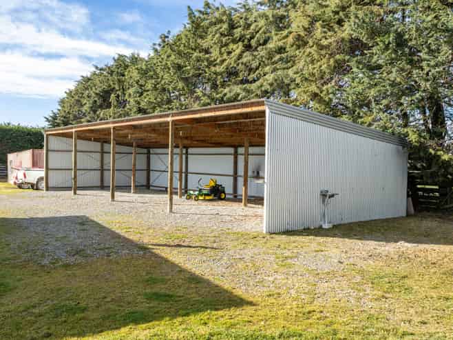 365 Fraser Road, Rosewill